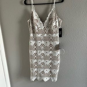 Lulus tan and white midi dress